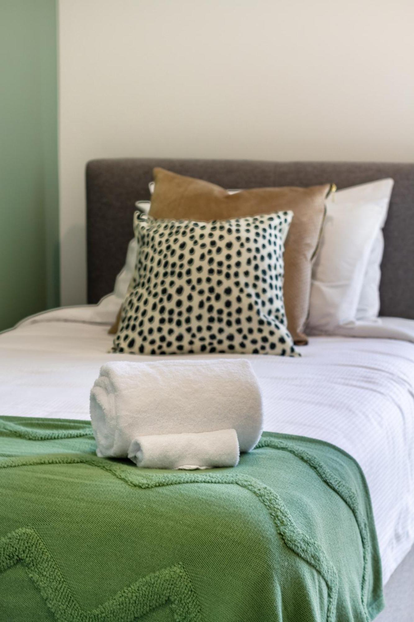 Unbeatable Central City Location 2 Bed Single Lvl Christchurch Esterno foto